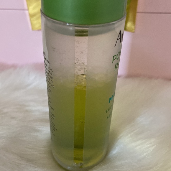 Aveeno positively radiant maxglow serum+primer 45ml - Picture 3 of 5